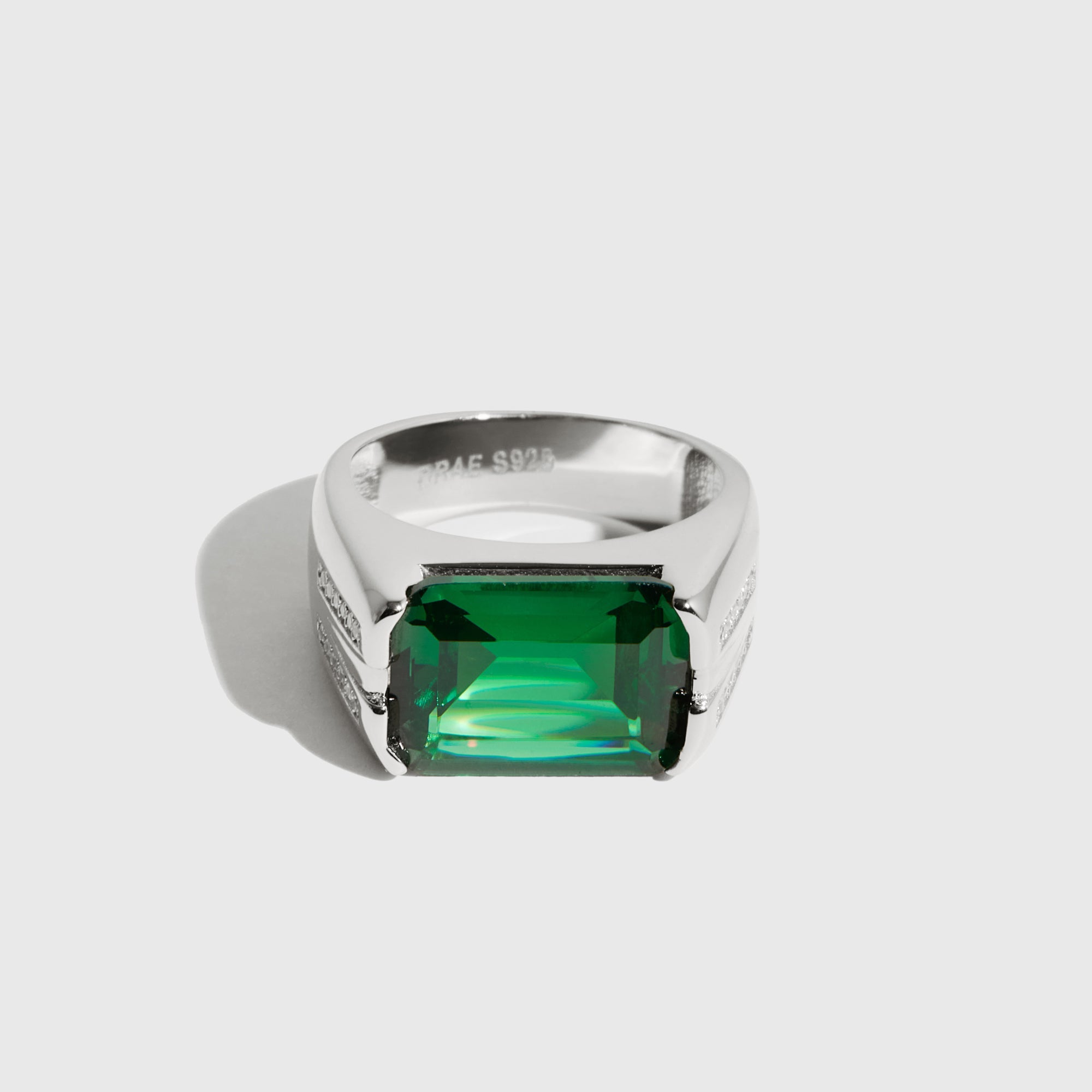 Eve signet ring 0